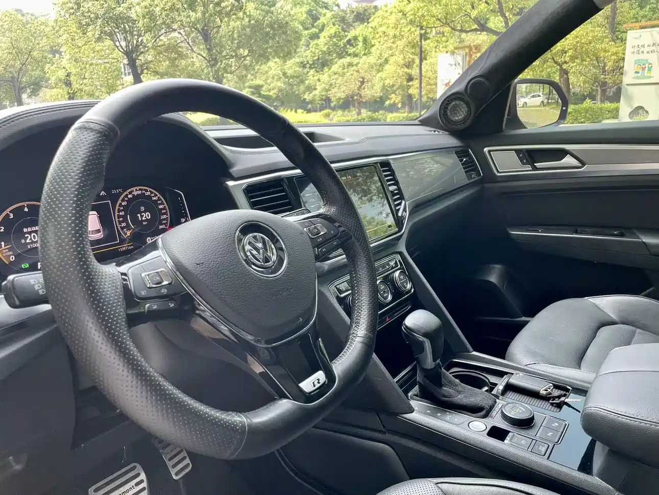 Volkswagen Teramont 2020 380TSI 4WD Luxury Edition China VI фото 11