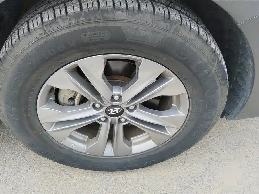 Hyundai Santa Fe 2015 2.0T Automatic 2WD Smart 5-Seater фото 6