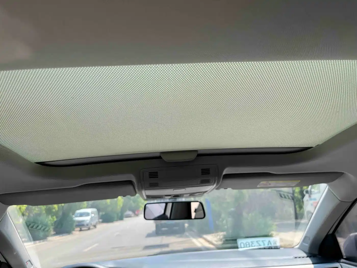 Volkswagen Polo 2019 Plus 1.5L Automatic Colorful Tech Edition фото 22