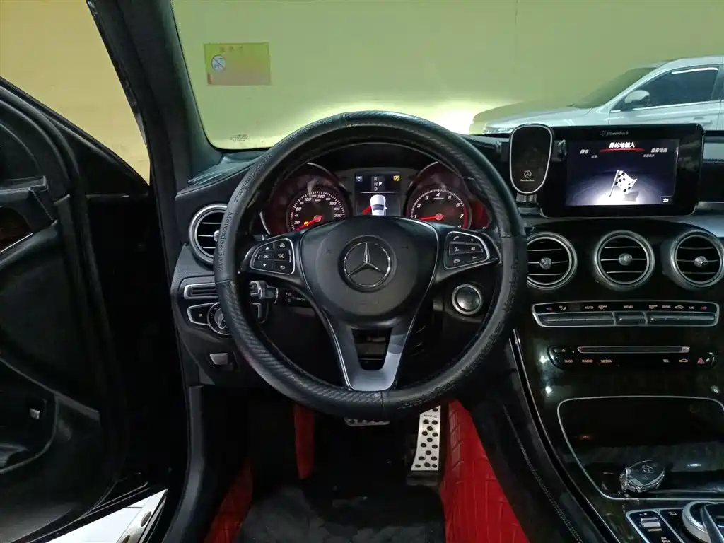Mercedes-Benz GLC 2018 GLC 260 4MATIC Dynamic фото 11