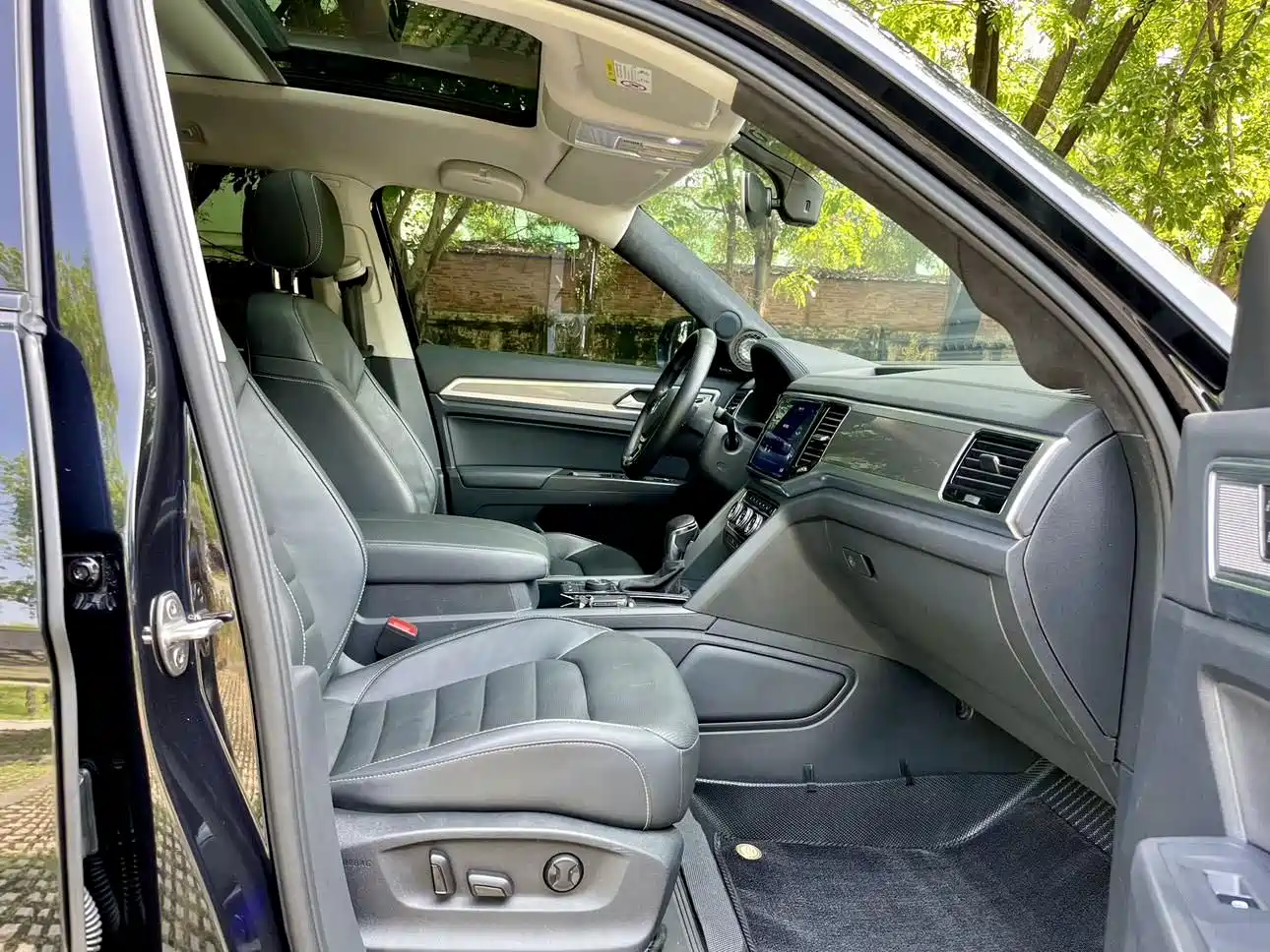 Volkswagen Teramont 2020 380TSI 4WD Luxury Edition China VI фото 8