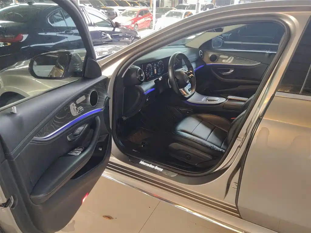Mercedes-Benz E-Class 2021 E 300 L Sport Fashion фото 16