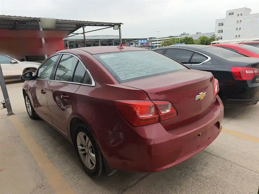 Chevrolet Cruze 2015 1.5L Classic SE AT фото 5