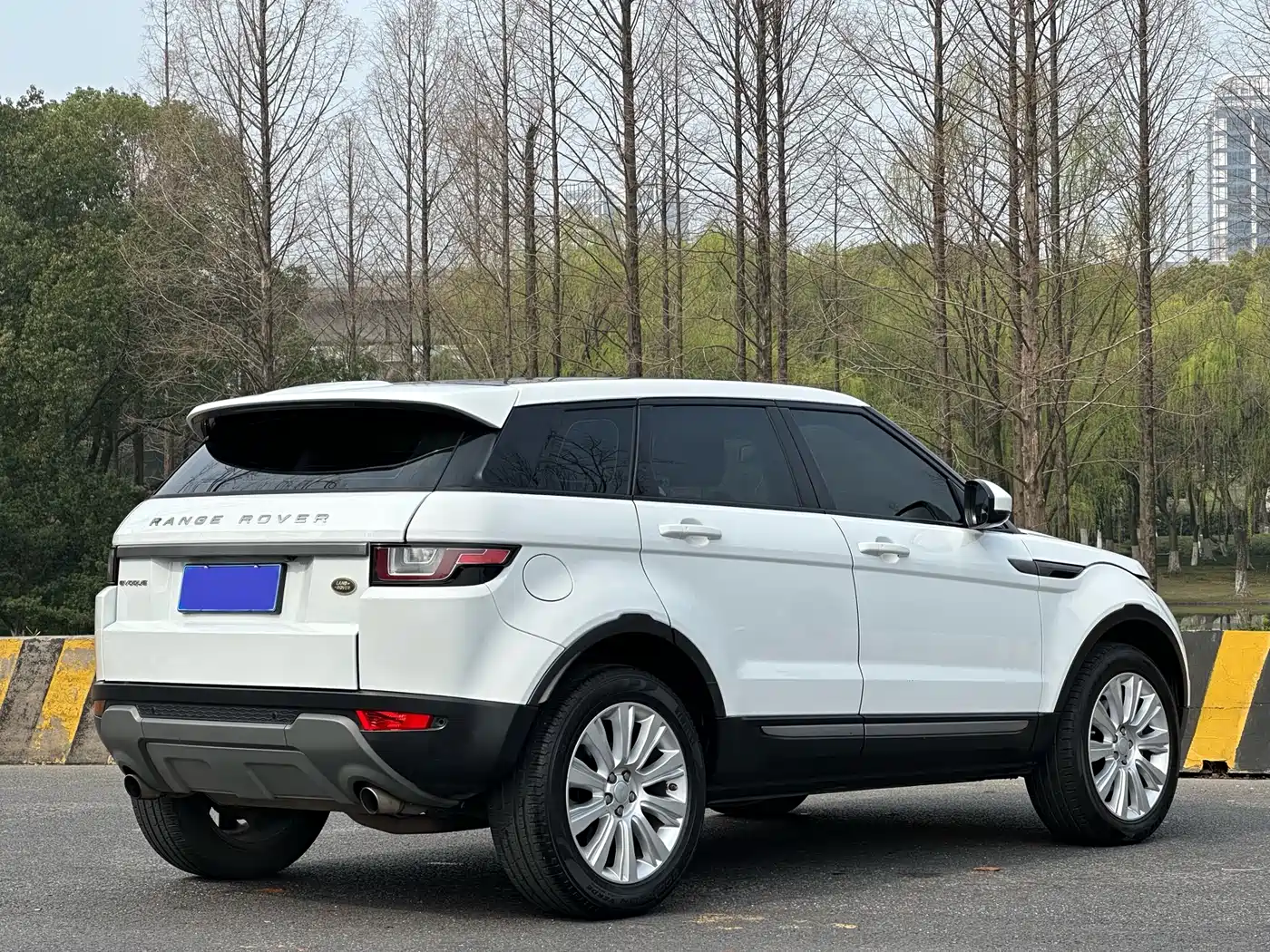 Land Rover Range Rover Evoque 2016 2.0T SE ZhiYao фото 7