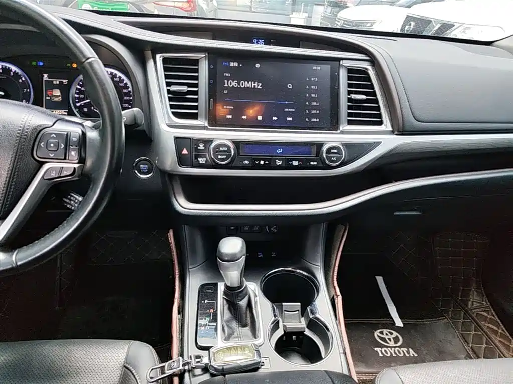 Toyota Highlander 2018 2.0T 4WD Ultimate 7-seater (China V) фото 13