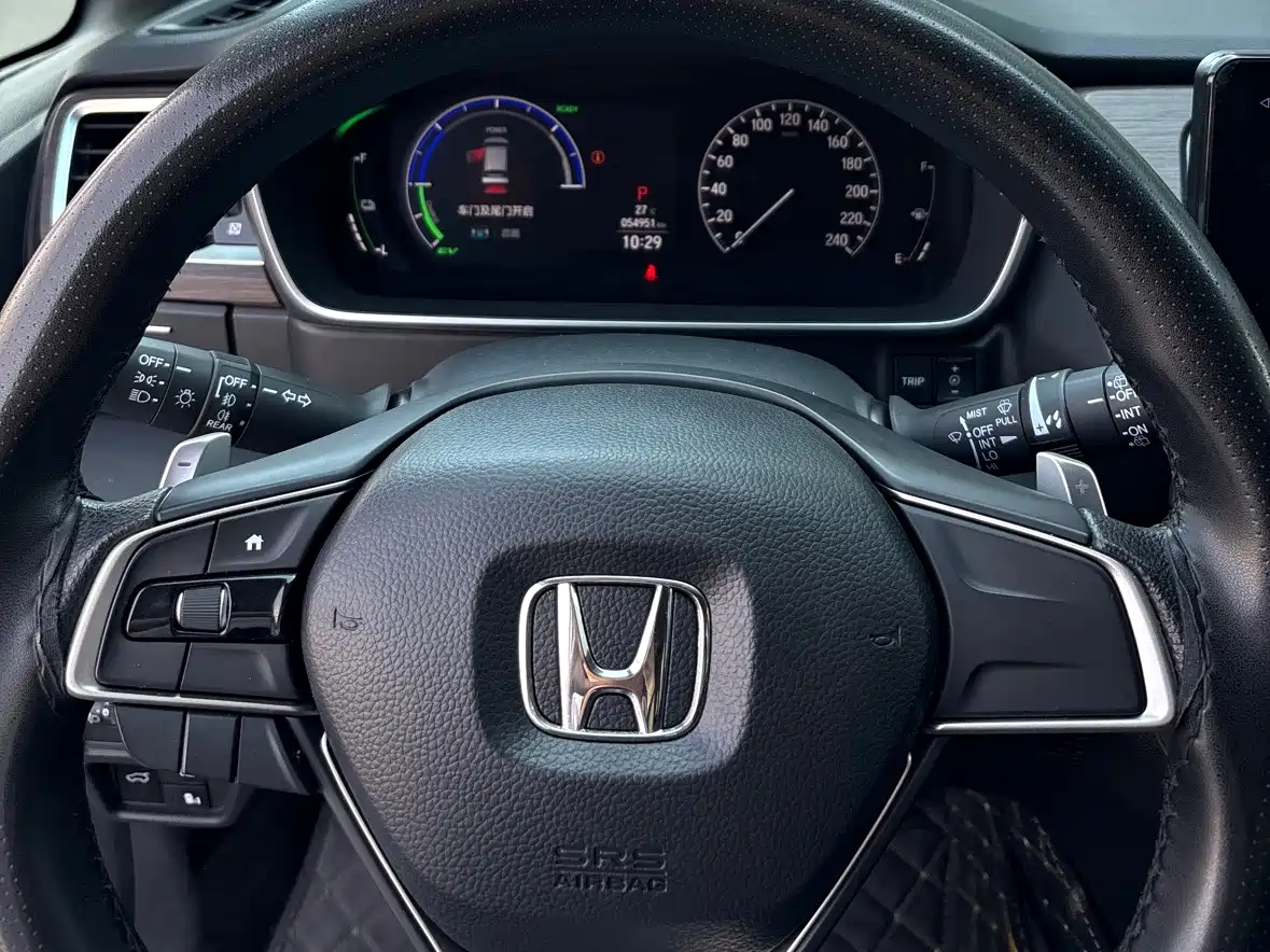 Honda Odyssey 2024 2.0L e:HEV Sharp·Comfort Edition фото 13