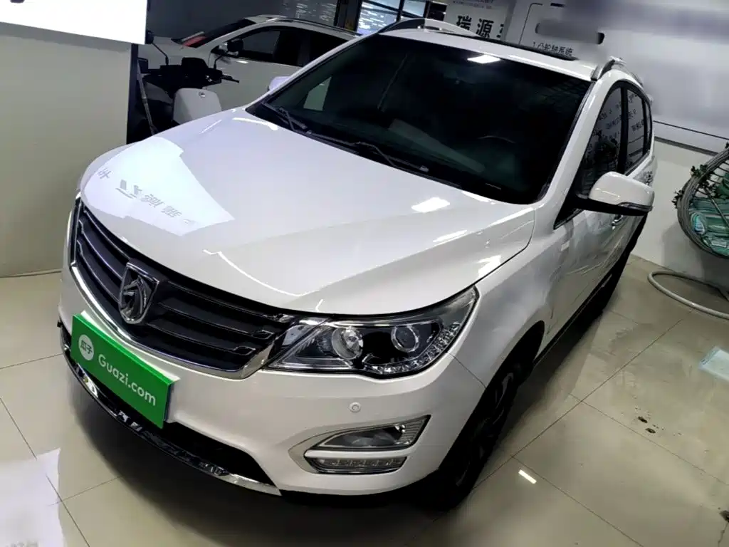 Baojun 560 2017 2016 1.8L iAMT Luxury