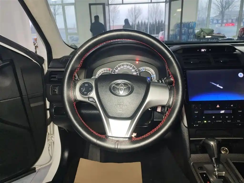 Toyota Camry 2015 Junrui 2.0S Dynamic Edition фото 11