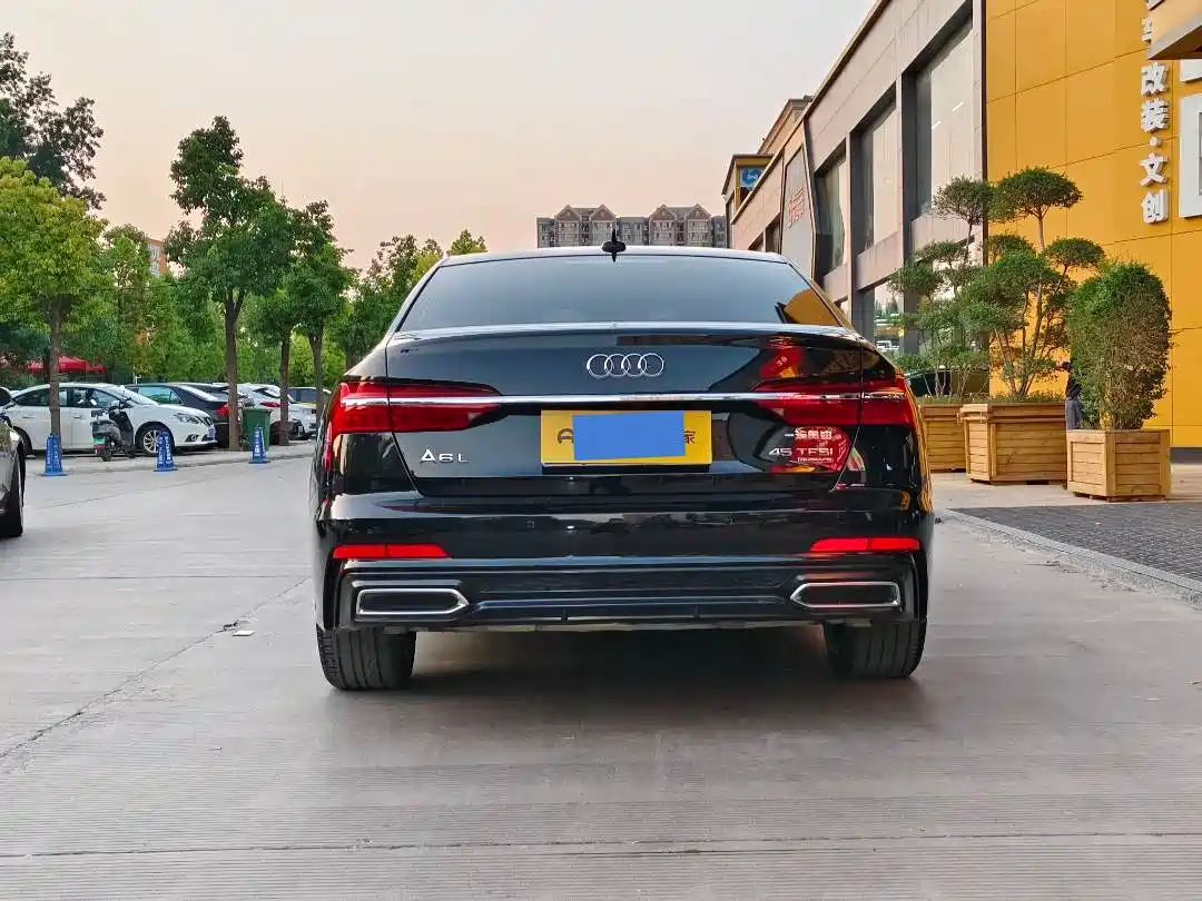 Audi A6L 2019 45 TFSI quattro Premium Dynamic фото 5