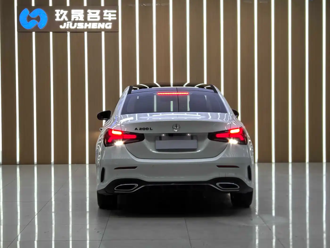 Mercedes-Benz A-Class 2020 A 200 L Sport Sedan фото 12