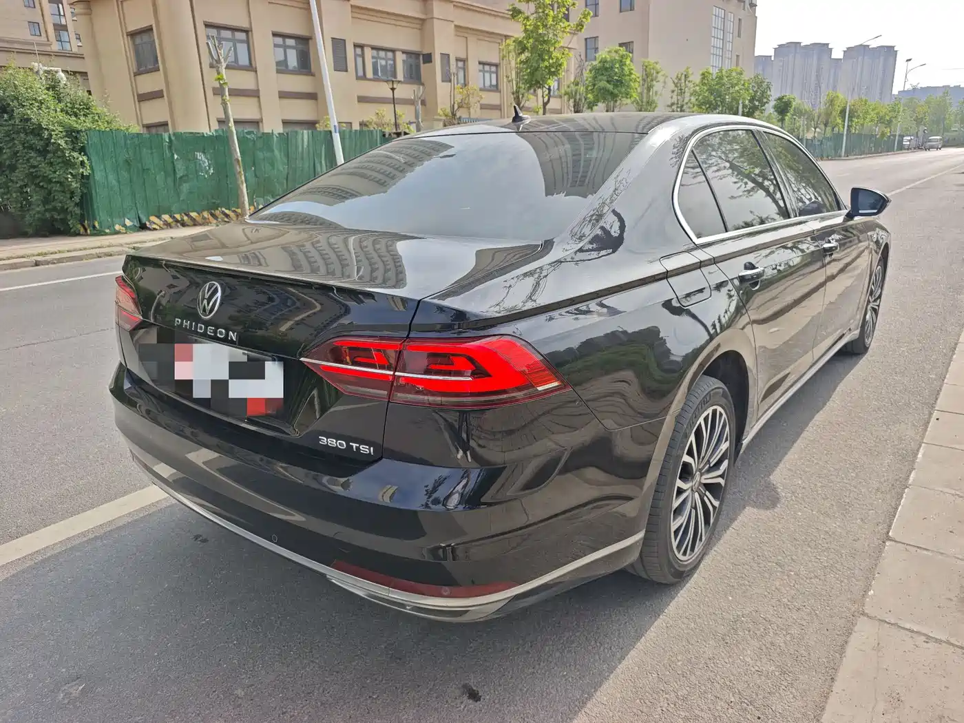 Volkswagen Phideon 2019 380TSI 2WD Business Edition China V фото 12