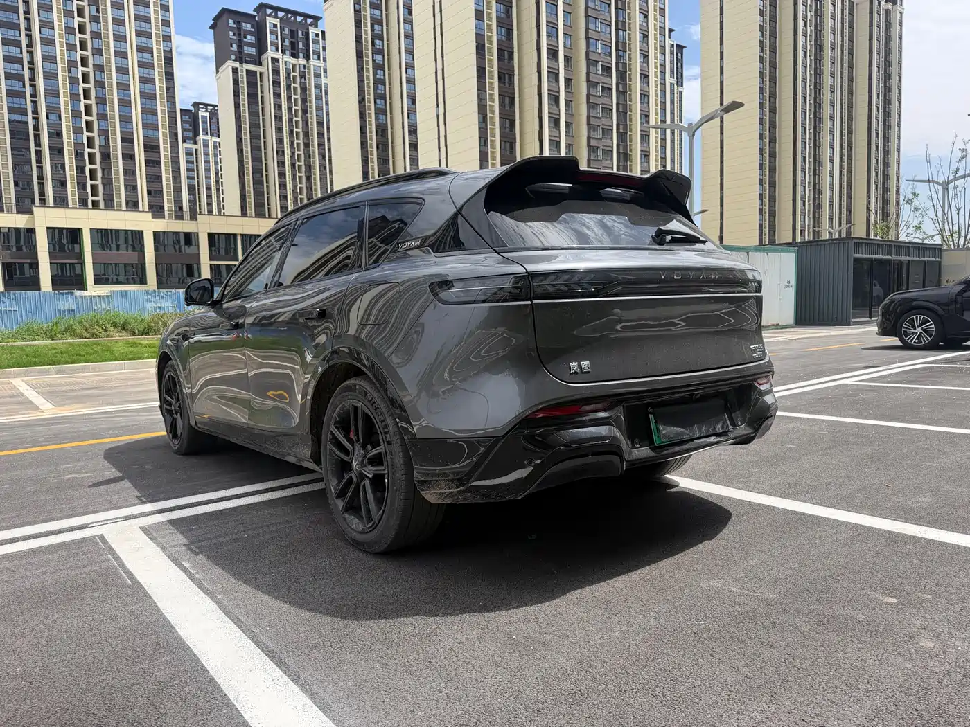 Voyah Auto VOYAH FREE 2025 318 259km 4WD Explorer Edition фото 7