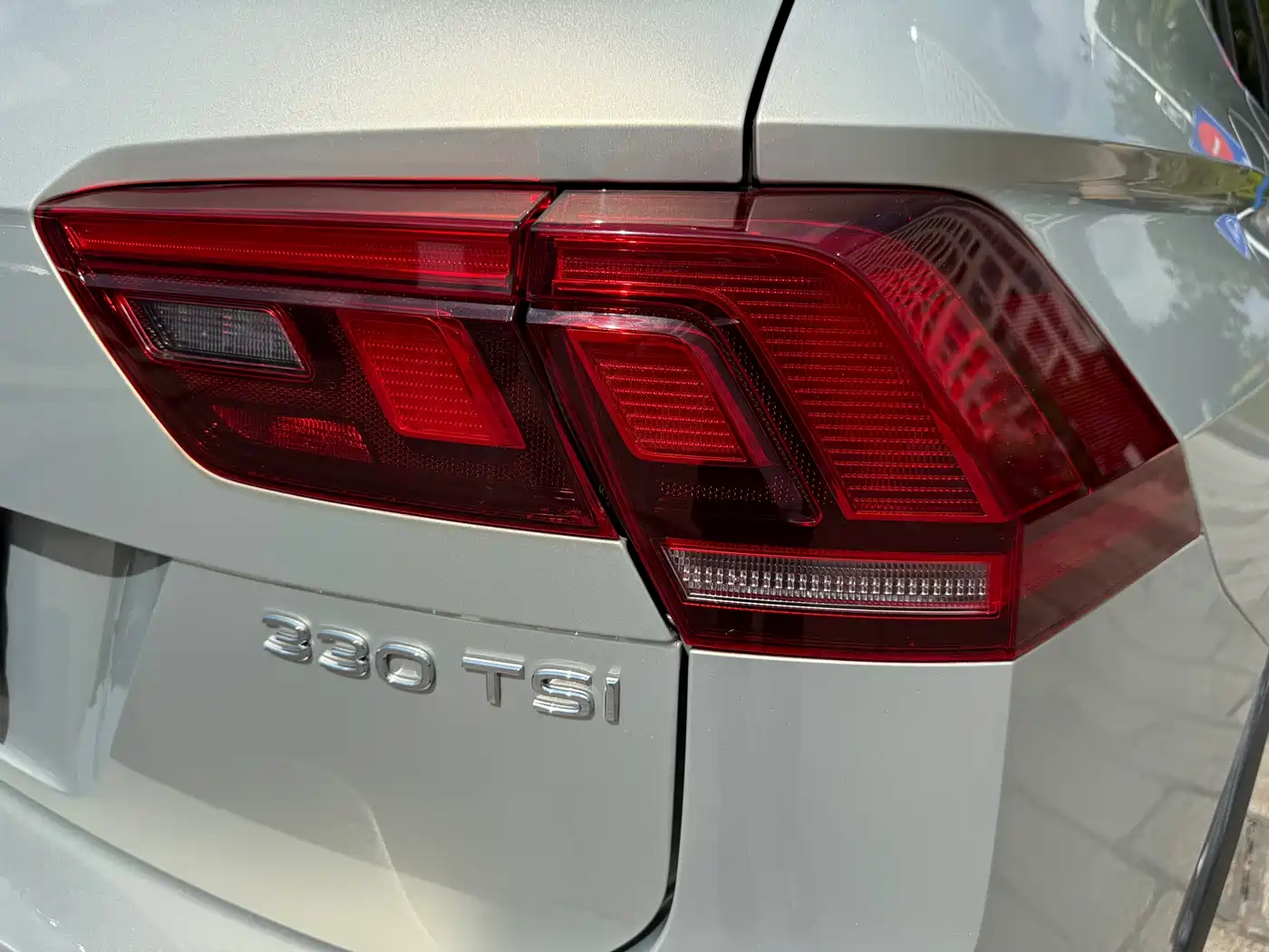 Volkswagen Tiguan L 2021 330TSI Automatic 2WD R-Line Premium фото 26