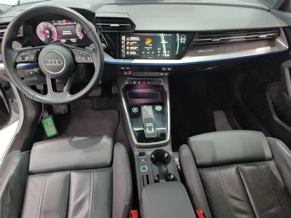 Audi A3 2022 Sportback 35 TFSI Luxury Elegance фото 10