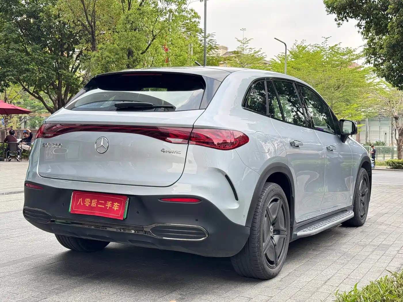 MERCEDES-BENZ EQE SUV