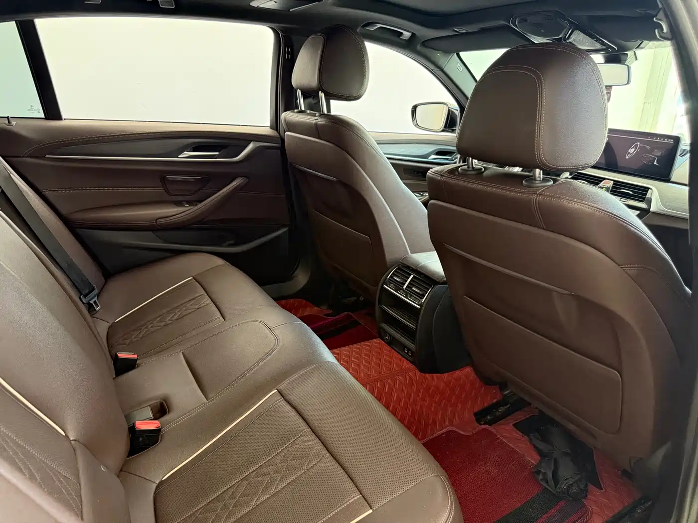 BMW 5 Series 2022 530Li Leading M Sport Package фото 7
