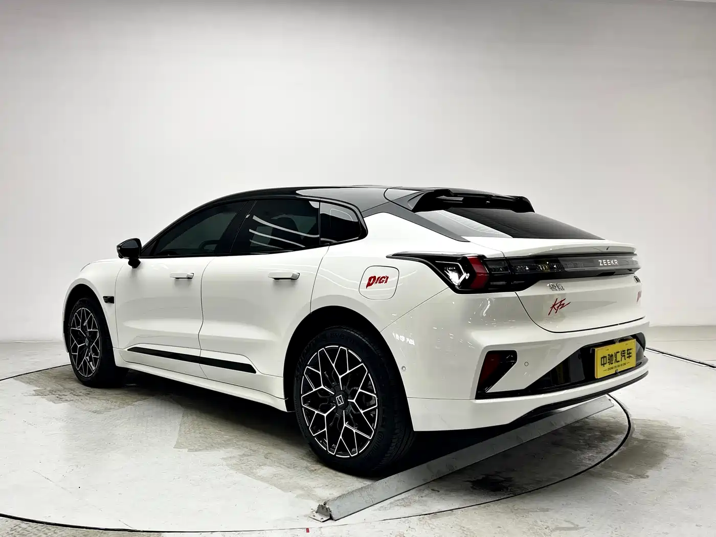 ZEEKR EXTREME KRYPTON 001