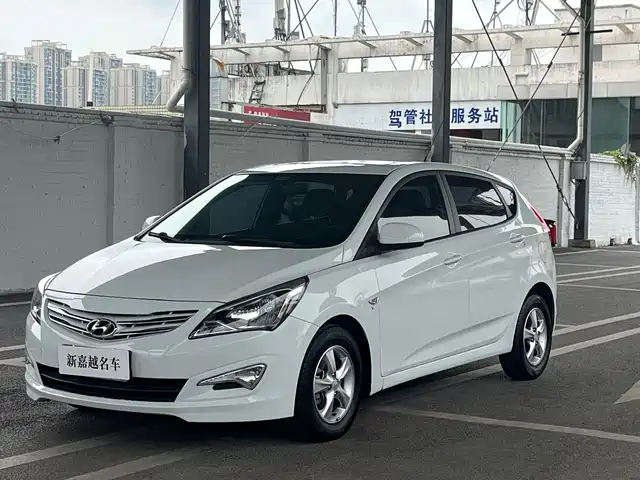  Hyundai Reina 2014 Model 1.4L Automatic GLX
