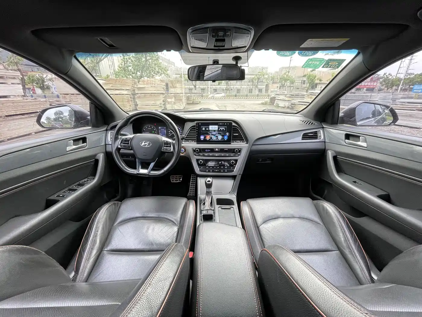 Hyundai Sonata 2015 1.6T GLS Smart фото 13