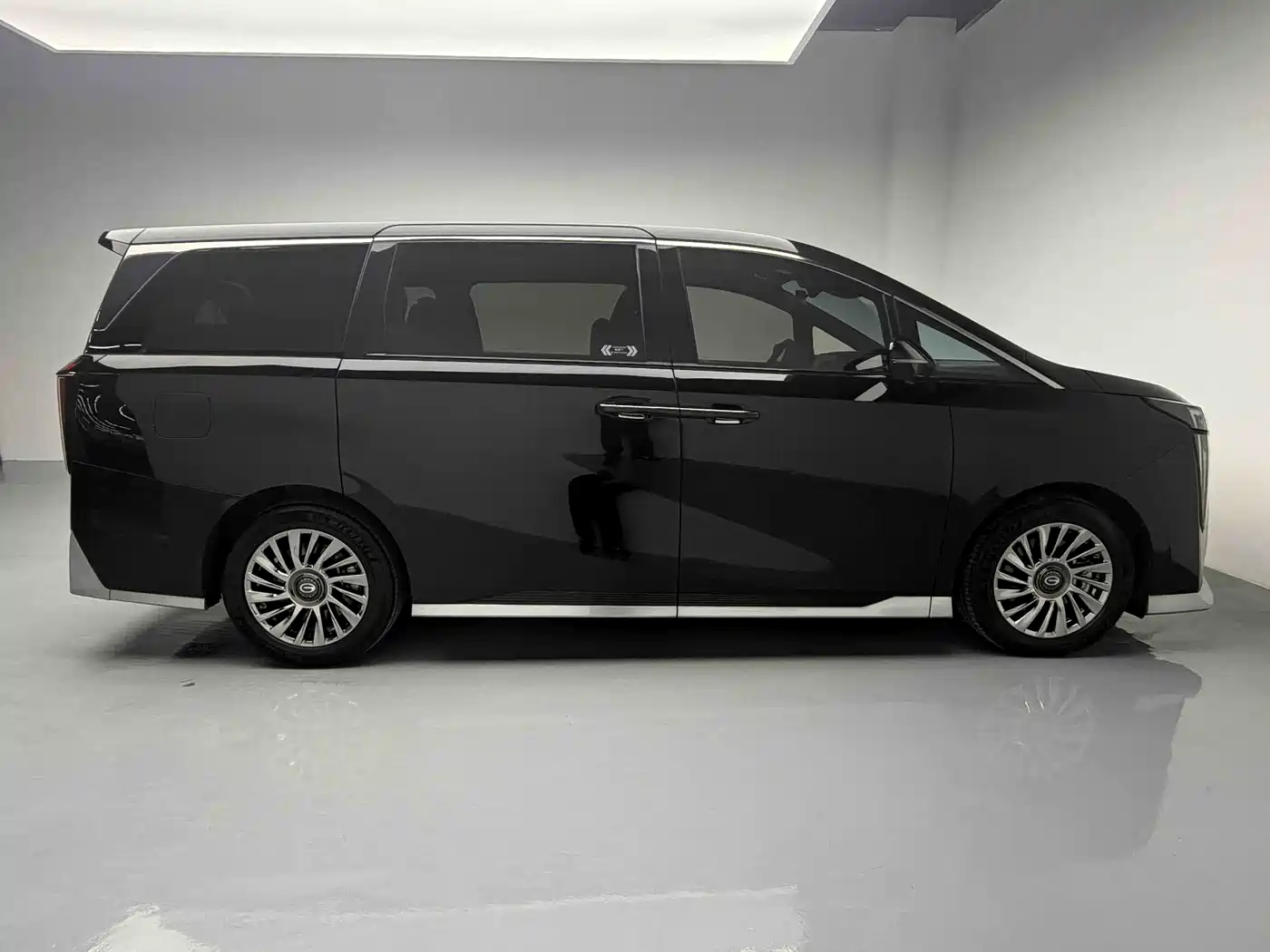 GAC Trumpchi Trumpchi M8 2024 Patriarch Series 400T Ultimate Edition фото 7