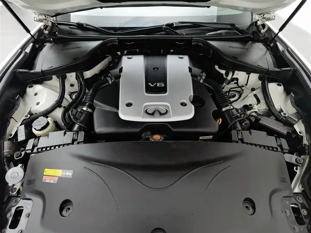 Infiniti Q70 2013 Q70L 2.5L Premium фото 6