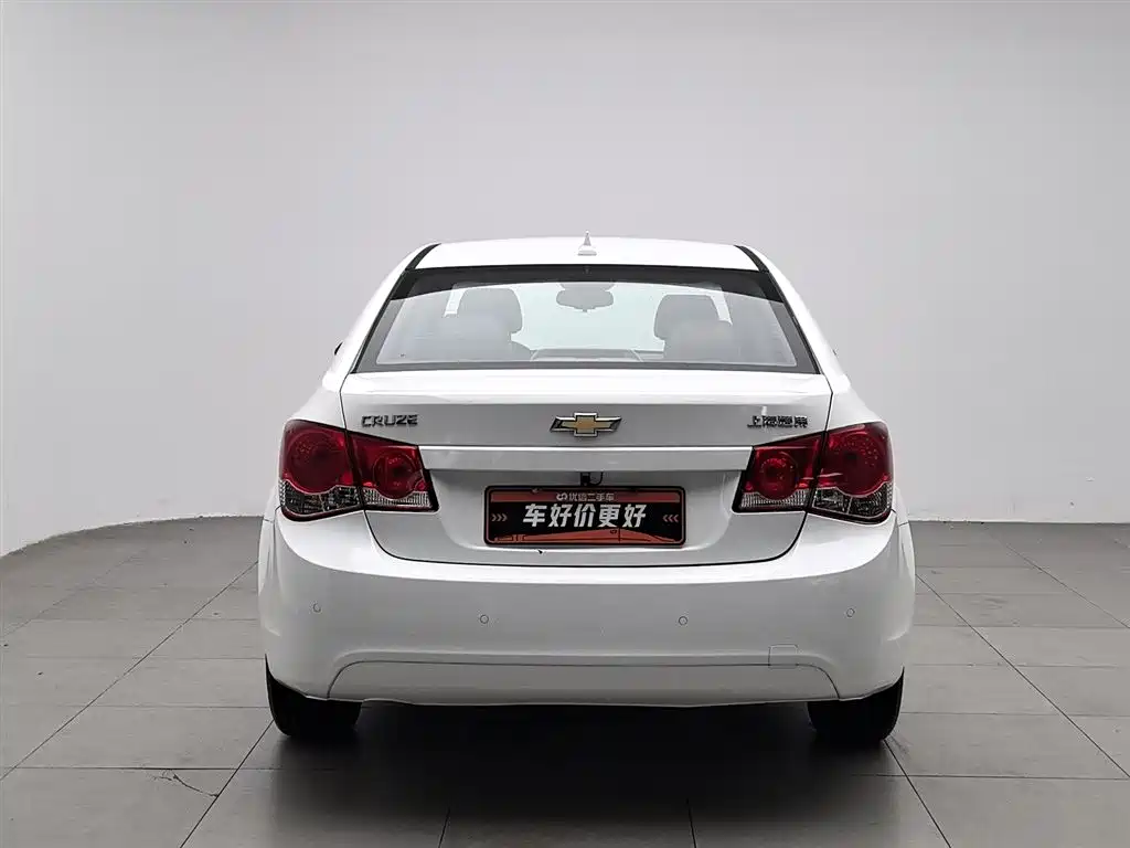 Chevrolet Cruze 2013 Model 1.6L SE AT фото 4