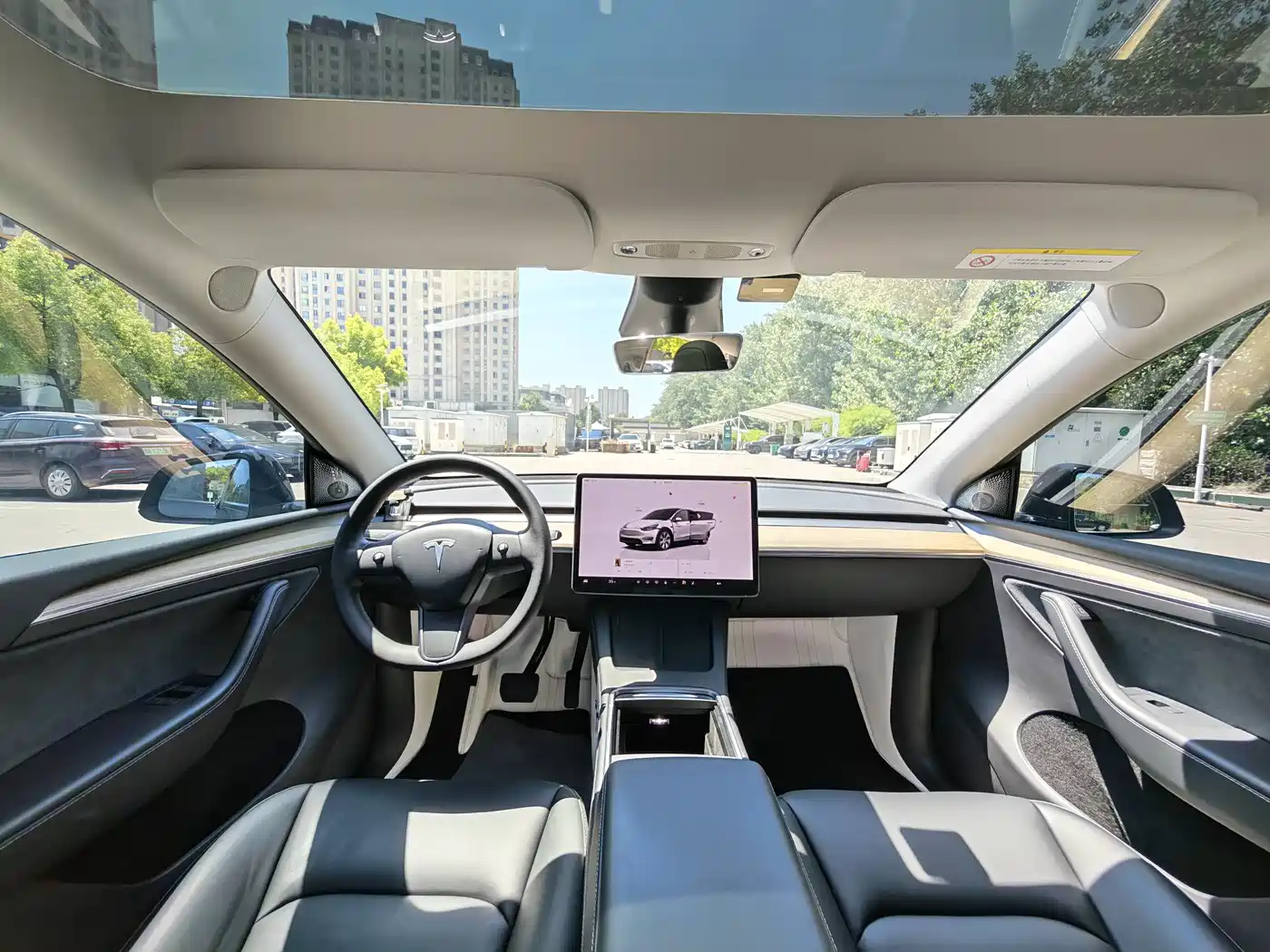 Tesla Model Y 2022 Facelift Rear-Wheel Drive Version 6
