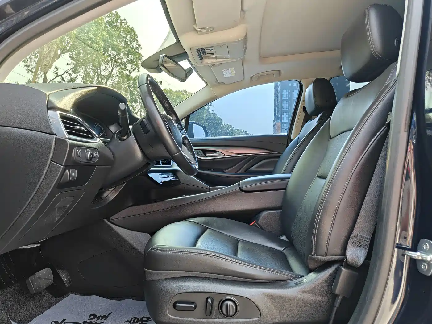 Buick Enclave 2020 28T 2WD Premium Model фото 35