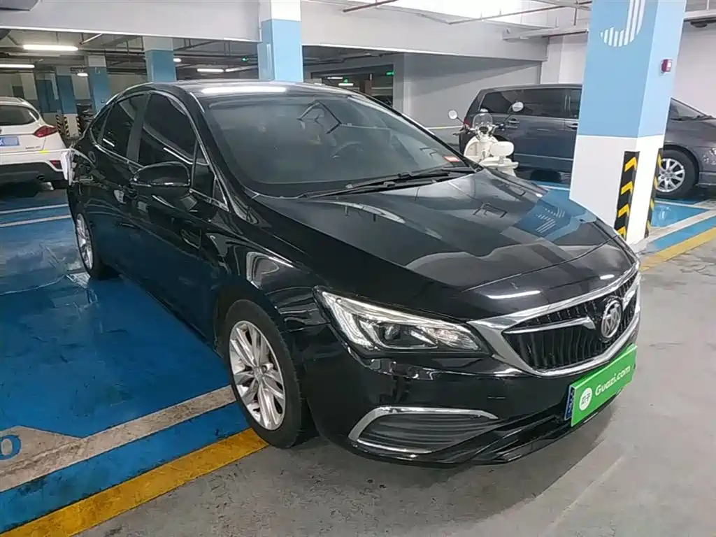 Buick Verano 2019 Sedan 20T Dual Clutch Leading фото 4