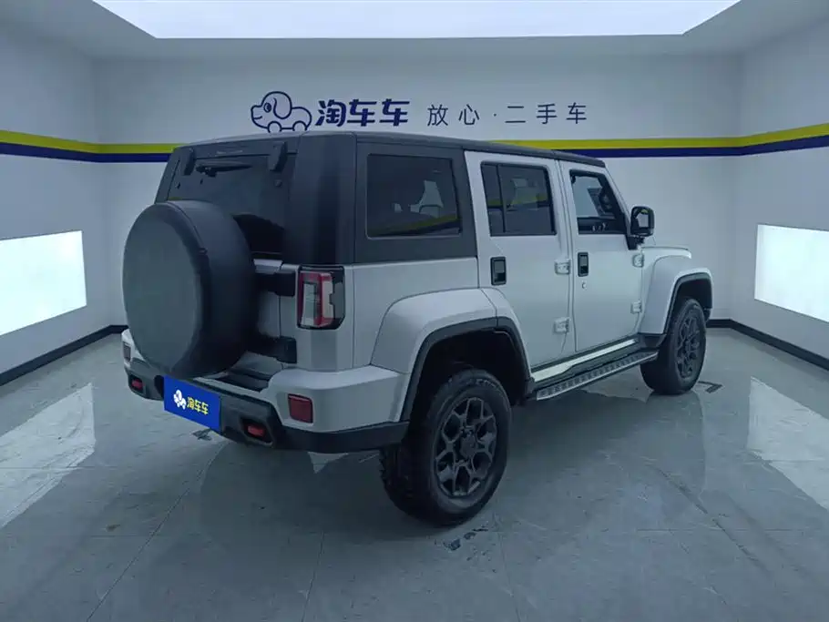 BAIC ORV Beijing Offroad BJ40 2024 2.0D Blade Hero Glory Edition фото 3