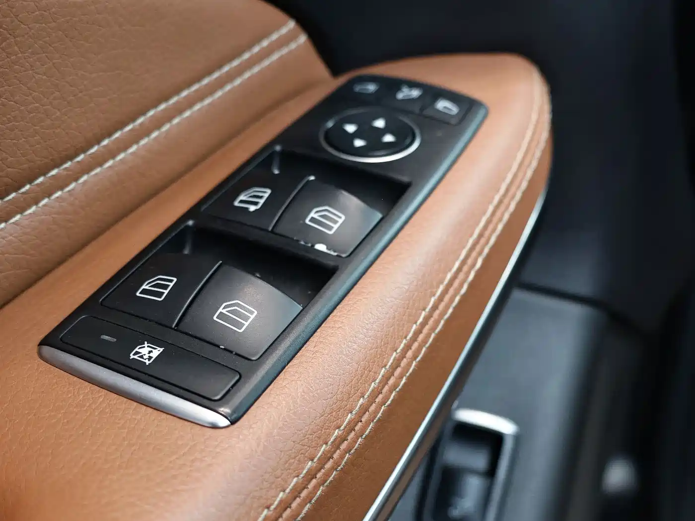 Mercedes-Benz GLS 2016 GLS 500 4MATIC фото 14