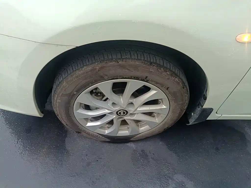 Nissan Sylphy 2026 2024 Facelift III Classic 1.6XE CVT Comfort Edition