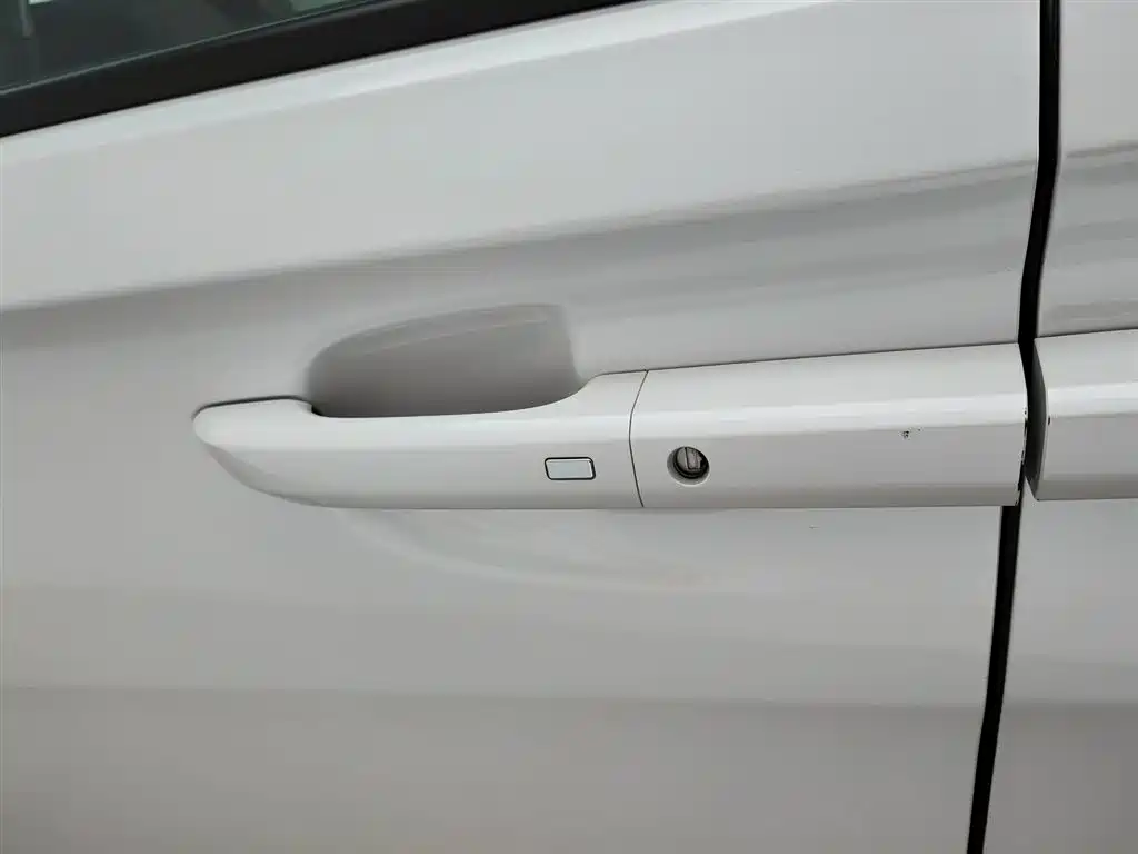 Buick GL8 2020 Model ES Landglory 653T Comfort фото 18