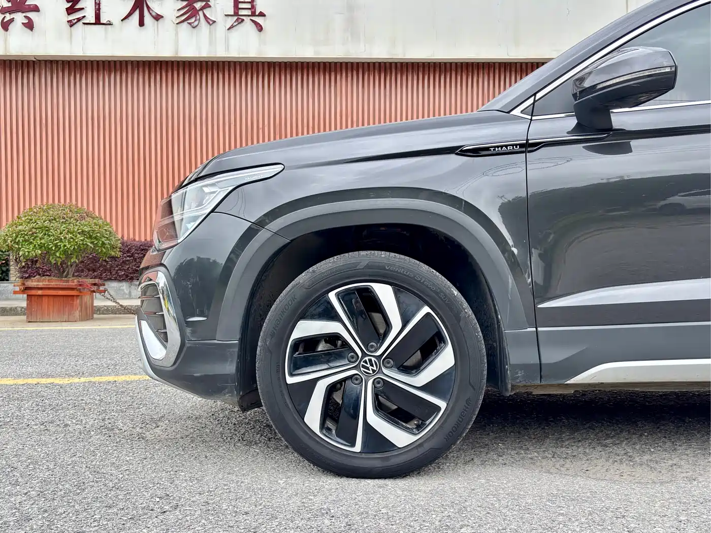 Volkswagen Tharu 2023 300TSI 2WD Full Moon Edition фото 8