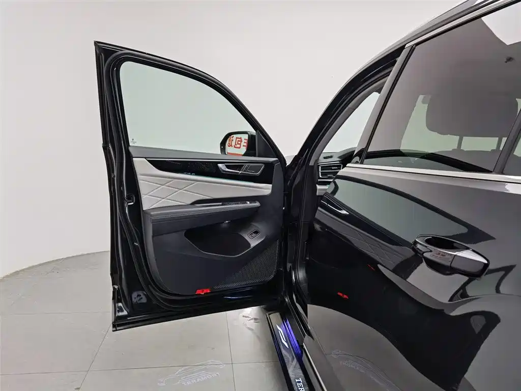 Volkswagen Teramont 2023 Facelift 380TSI AWD Prestige Luxury фото 8