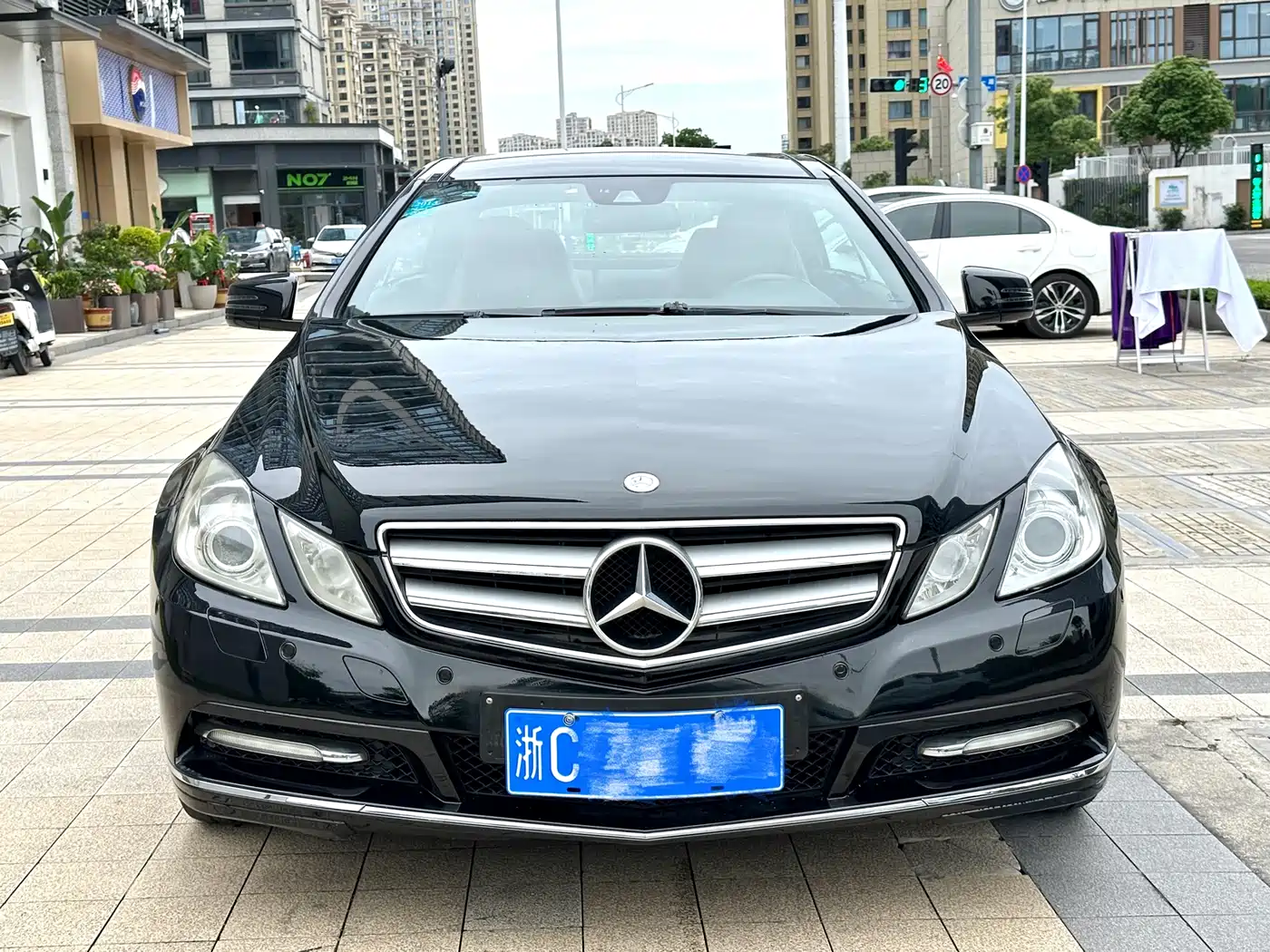 Mercedes-Benz E-Class (Import) 2011 E 260 CGI Coupe фото 2