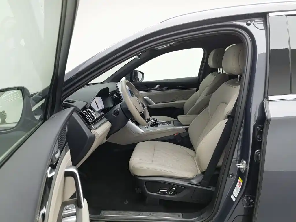 BYD Tang, миниатюра 10