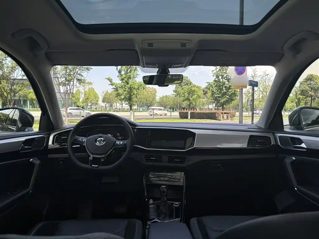 Volkswagen Tayron 2020 330TSI 2WD Luxury Smart Edition фото 15