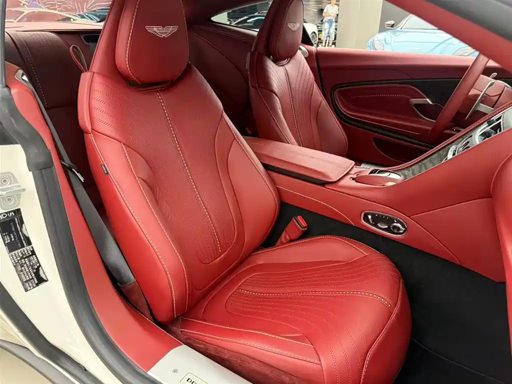 Aston Martin DB11 2019 2019 Model 4.0T V8 Coupe