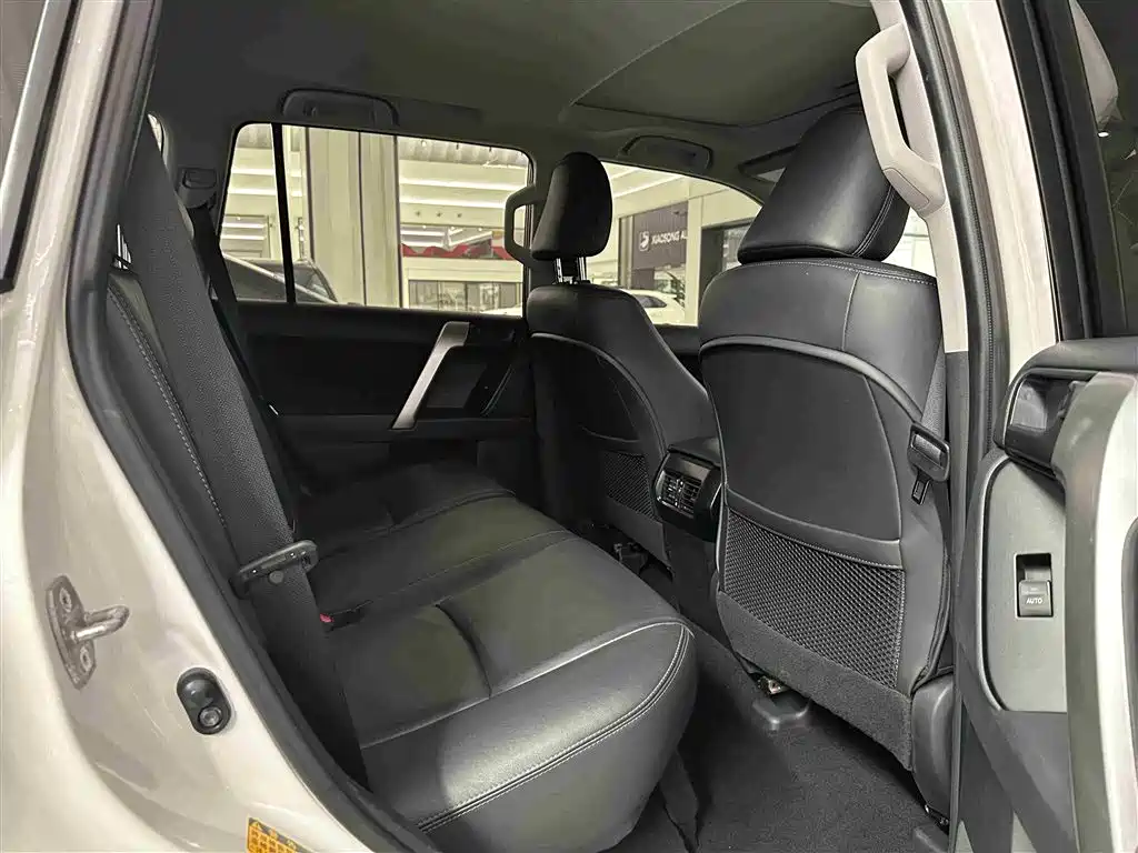 Toyota Prado 2016 2.7L Auto Standard Edition фото 14