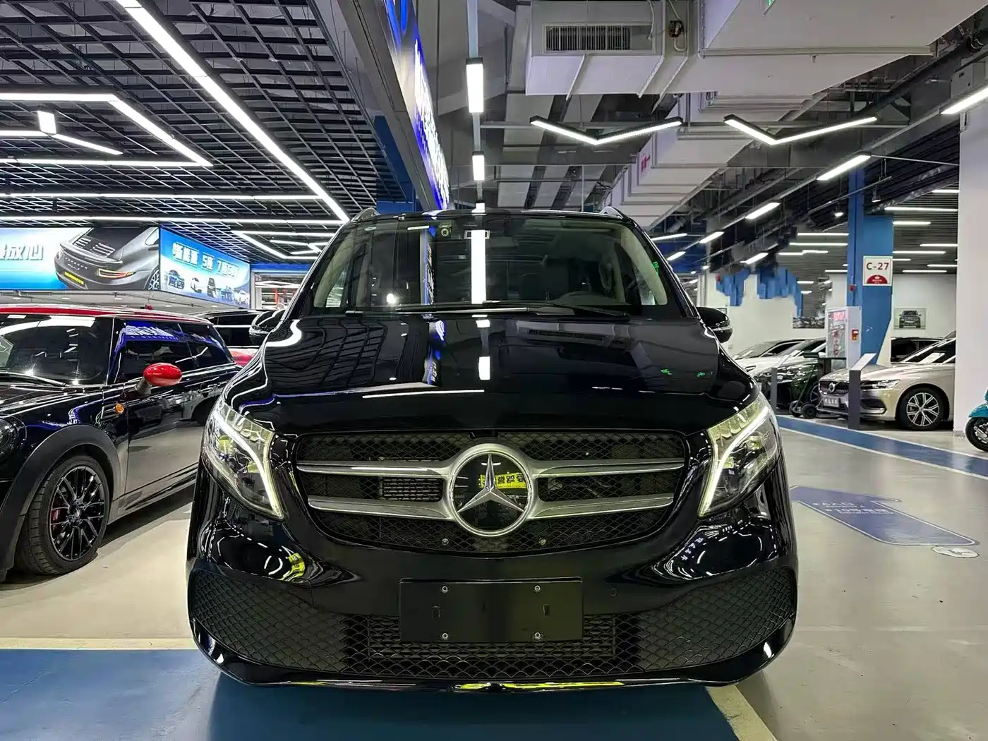 Mercedes-Benz V-Class 2021 V 260 Pilot Edition фото 2