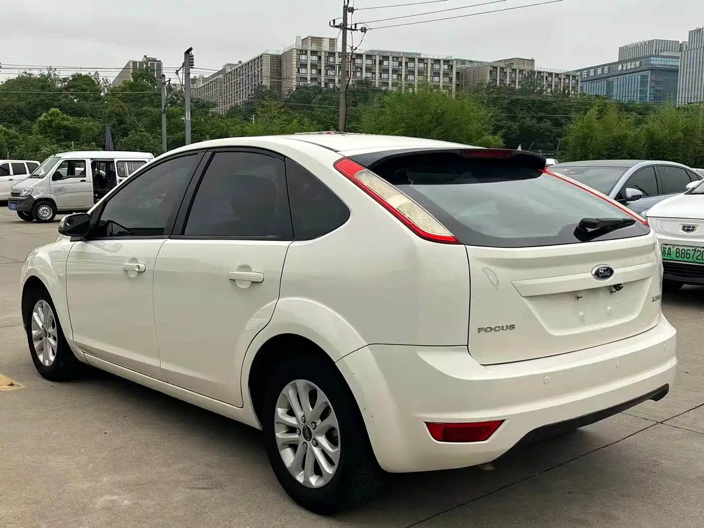 Photo 12 - Ford Focus