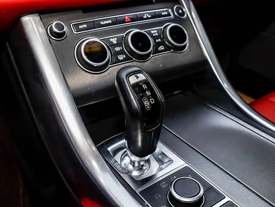 Land Rover Range Rover Sport 2016 3.0 SC V6 HST фото 15