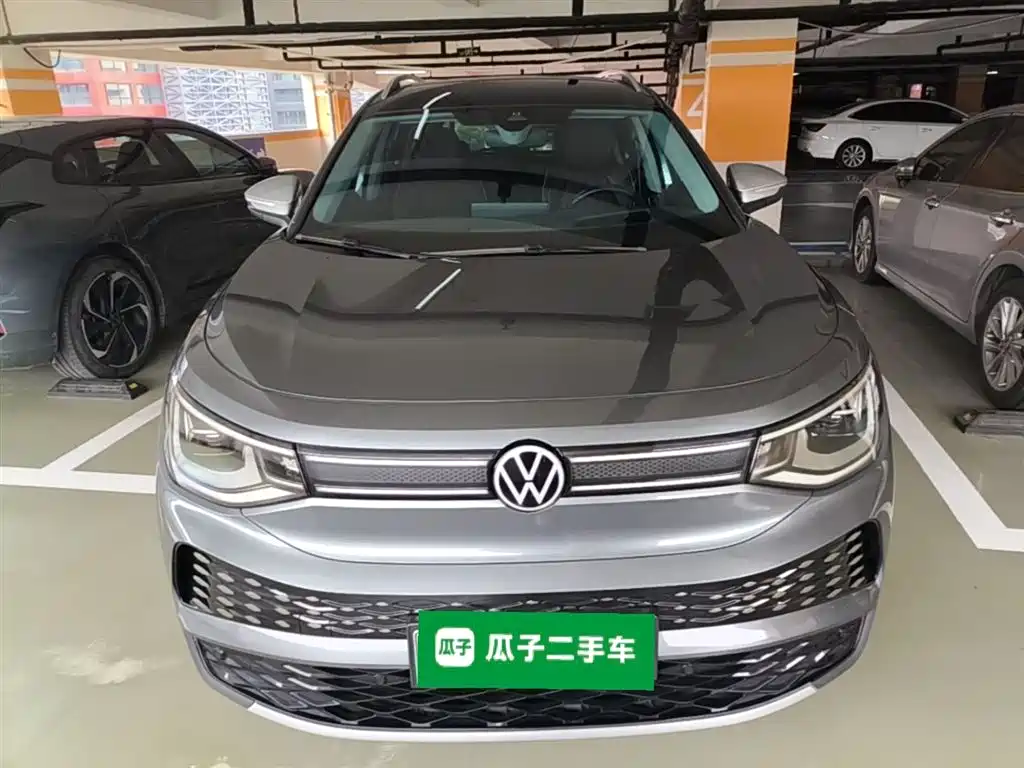 Volkswagen ID.6 X 2021 Facelift Pure+ Pure Long Range Version фото 3