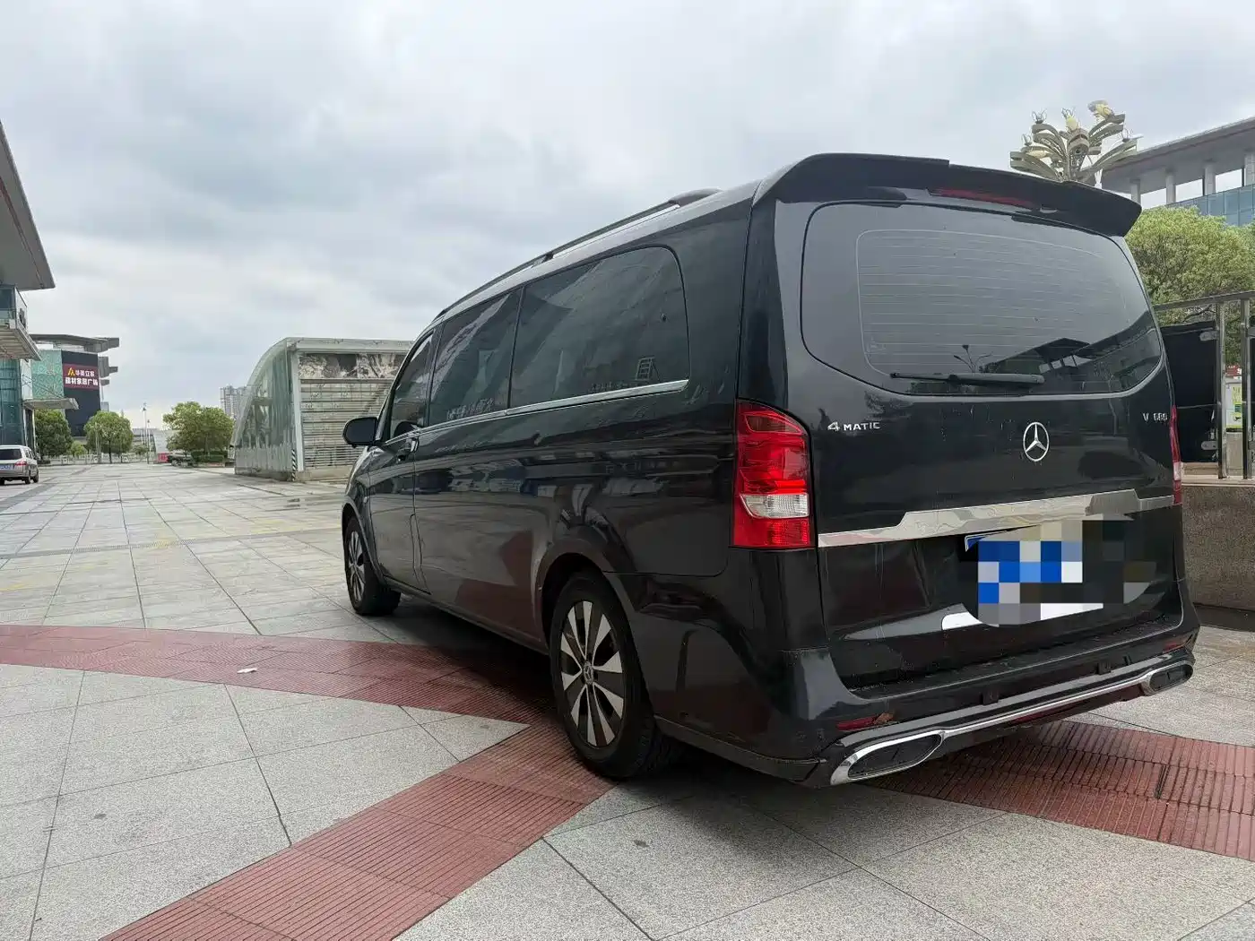 Mercedes-Benz Vito 2021 2.0T Business Edition 7-seater фото 6