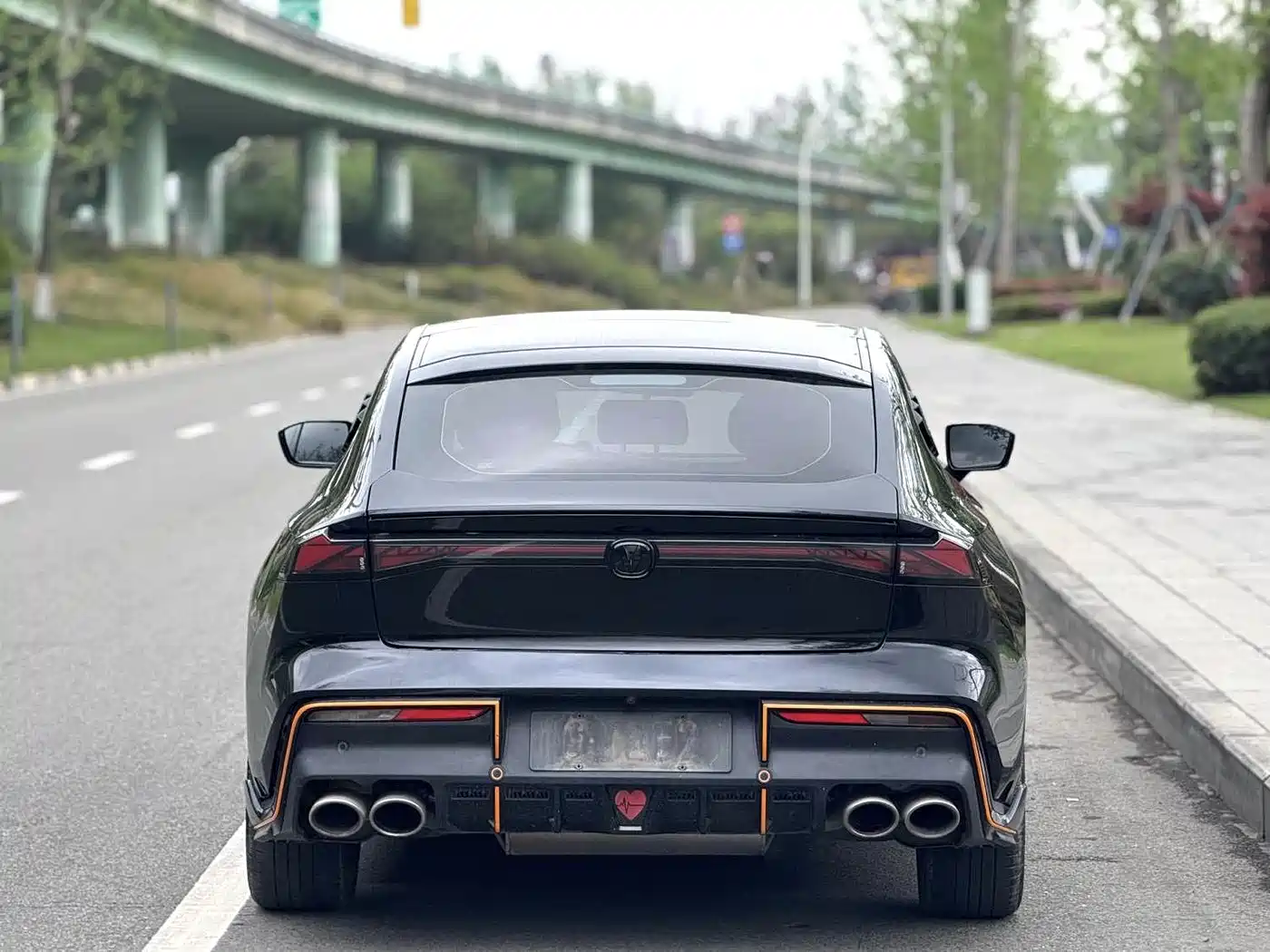 CHANGAN UNI-V