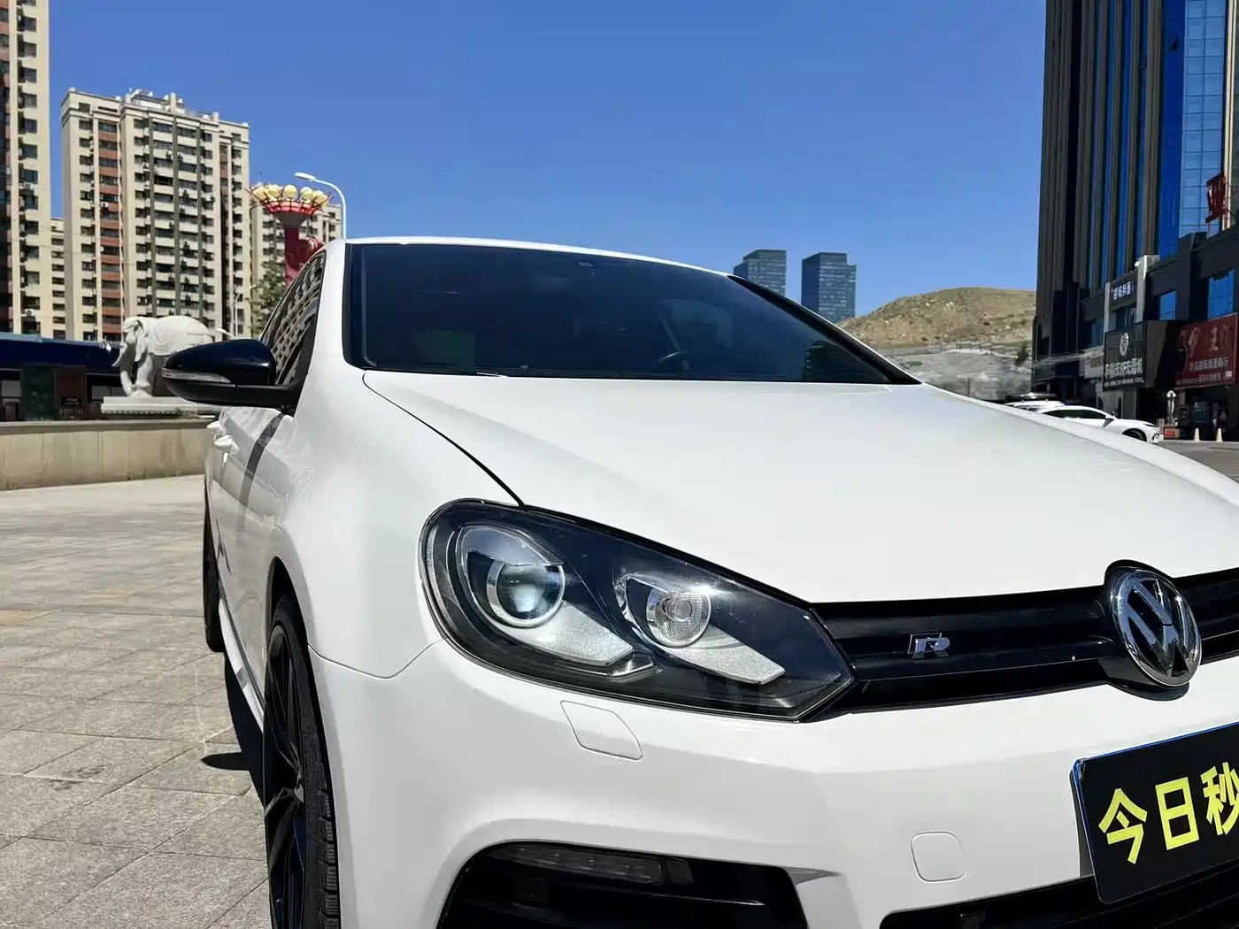 Volkswagen Golf (Import) 2011 2.0TSI R фото 16