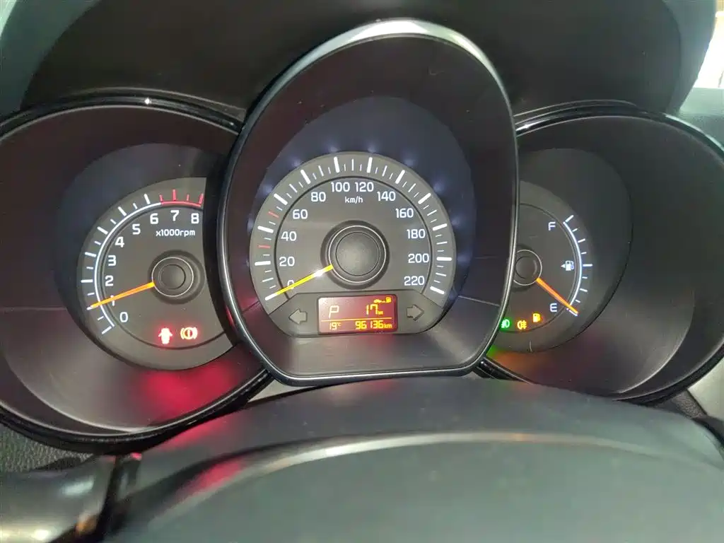 Kia K2 2015 Sedan 1.4L AT GLS фото 8