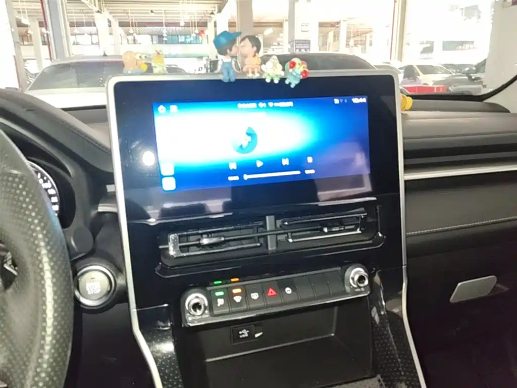 Haval M6 2021 PLUS 1.5T DCT Elite Smart Connect фото 13