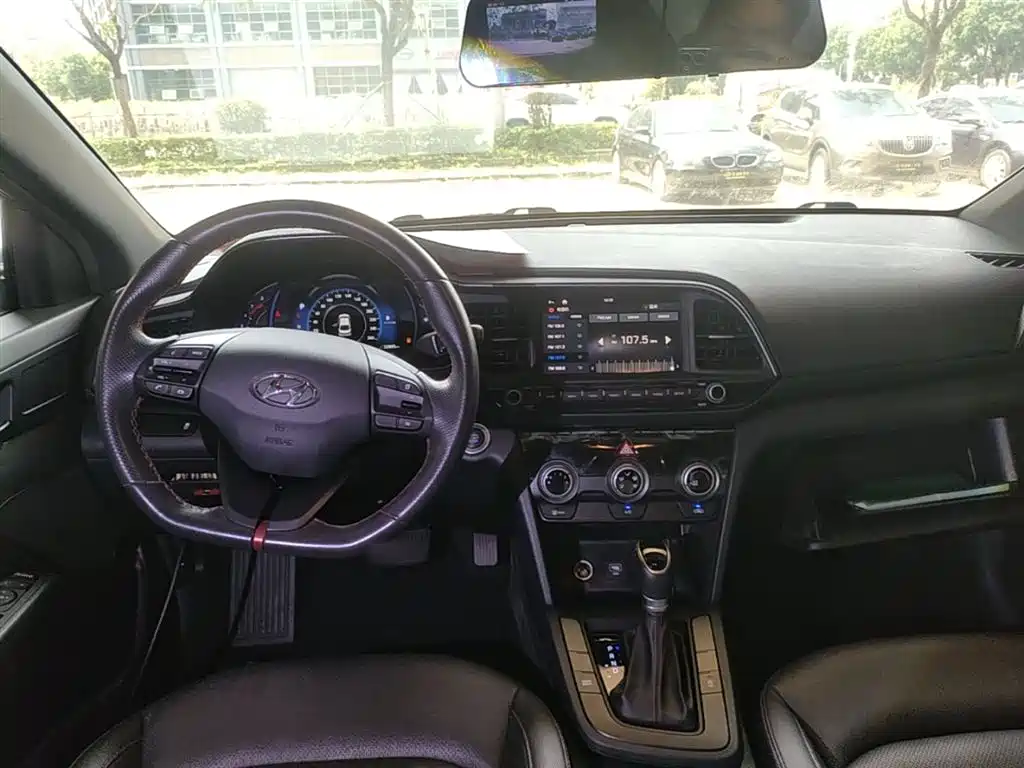 Hyundai Elantra 2020 1.4T DCT Dynamic·Vitality фото 10
